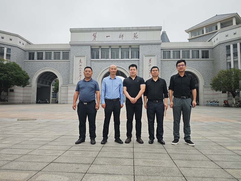 湖南天卓管業(yè)與湖南第一師范學(xué)院簽署校企產(chǎn)學(xué)研戰(zhàn)略合作協(xié)議 湖南天卓管業(yè)與湖南第一師范學(xué)院簽署校企產(chǎn)學(xué)研戰(zhàn)略合作協(xié)議