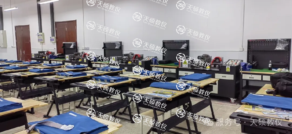 機械裝配技術(shù)、機械制圖實訓(xùn)室